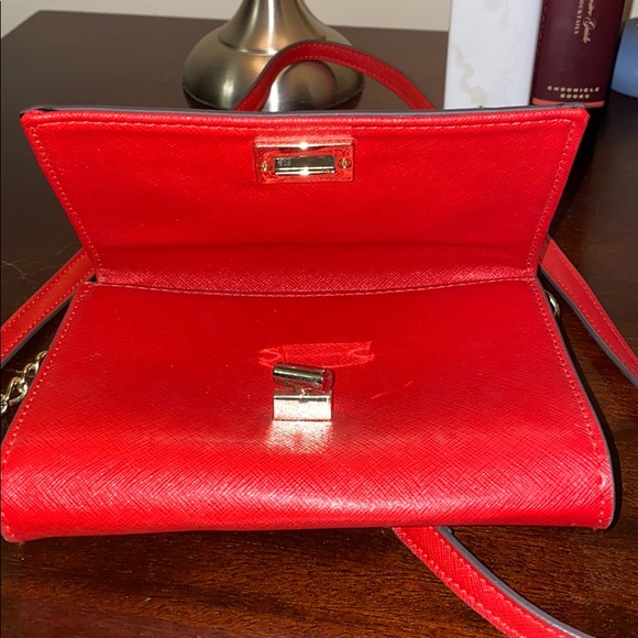 Prince & Fox red cross body bag - Picture 4 of 8